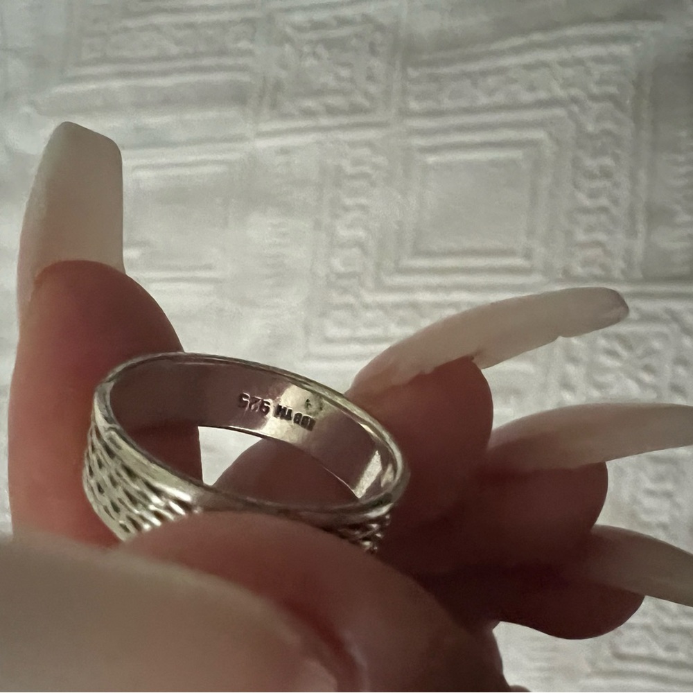 Men’s ring - Picture 2 of 2